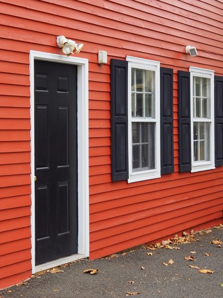 Cost of Red Vinyl Siding Installation in Waldorf
