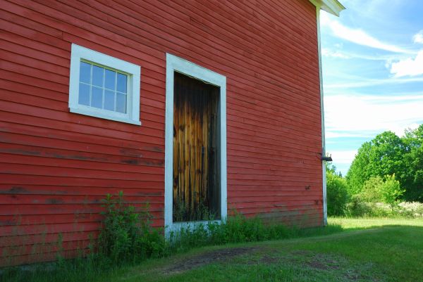 Wood Barn Siding Installation in Waldorf